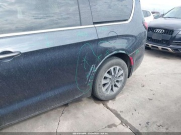 Chrysler Pacifica II 2021 Chrysler Pacifica 2021 CHRYSLER PACIFICA HYBRID TOURING L 3.6 Hybryda 260KM, zdjęcie 5