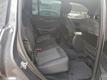 Jeep Grand Cherokee V 2024 Jeep Grand Cherokee Laredo 2024 3.6 Benzyna 293KM, zdjęcie 11