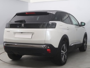 Peugeot 3008 II Crossover Facelifting  1.2 PureTech 130KM 2022 Peugeot 3008 1.2 PureTech, Salon Polska, zdjęcie 4