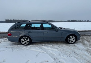 Mercedes Klasa E W211 Kombi S211 3.0 V6 (280 CDI) 190KM 2006 Mercedes-Benz Klasa E Bezwypadkowy, zadbany, oryginalny lakier 3.0 Diesel, zdjęcie 3