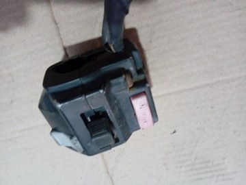 YAMAHA FJ 1200 ПЕРЕКЛЮЧАТЕЛЬ НА РУЛЕ ЛЕВАЯ ПЕРЕДАЧА