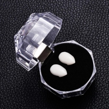 Клыки зомби вампира