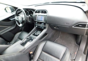 Jaguar F-Pace SUV 2.0 i4D 180KM 2020 Jaguar F-Pace 2.0D 180PS 4x4AWD z Gwarancja Bezwypadkowy 2.0 Diesel 180KM, zdjęcie 7