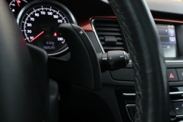 Peugeot 508 I SW Facelifting 2.0 BlueHDi 180KM 2015 Peugeot 508 2.0 BlueHDi, 178 KM, Automat, Skóra, zdjęcie 21