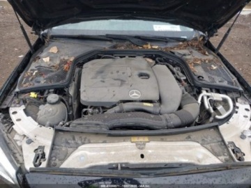 Mercedes Klasa C W205 2020 Mercedes-Benz Klasa C MERCEDES-BENZ C 300 2.0 Benzyna 255KM, zdjęcie 9