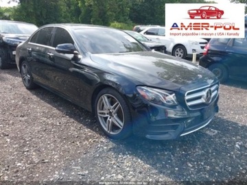 Mercedes Klasa E W213 2019 Mercedes-Benz Klasa E E300 4matic 2.0 Benzyna 241KM