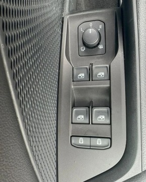 Skoda Octavia IV Liftback 1.5 TSI EVO 150KM 2024 Skoda Octavia Liftback 1.5 TSI mHev 150 KM 7DSG Selection 1.5 Benzyna, zdjęcie 17