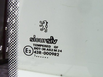 PEUGEOT 406 COUPE 96-04 SKLO (OKNO) DVEŘE PRAVÝ PŘEDNÍ