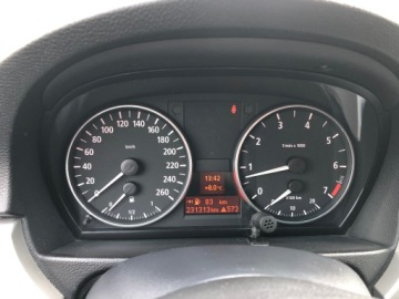 BMW Seria 3 E90-91-92-93 Touring E91 2.0 318i 129KM 2006 BMW 318i XENON KLIMA ALU HAK GRZANE FOTELE IDEALNY STAN Z NIEMIEC, zdjęcie 17