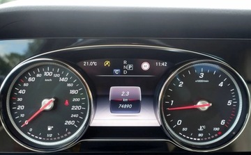Mercedes Klasa E W213 Limuzyna 2.0 220d 194KM 2018 Mercedes-Benz Klasa E 220d 195KM 4Matic Salon PL 2 wlasciciel Bogate wypos, zdjęcie 18