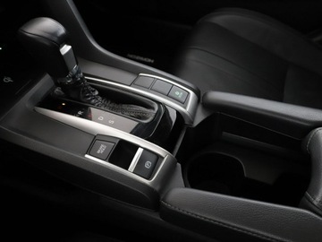 Honda Civic X Sedan 4d 1.5 VTEC Turbo 182KM 2017 Honda Civic Executive automat skóra navi kamera, zdjęcie 29