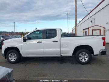 Chevrolet Silverado II 2024 Chevrolet Silverado Standard Bed, 2024r., 4x4, 2.7L 2.7 Benzyna 410KM, zdjęcie 5