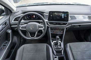 Volkswagen T-Roc I SUV Facelifting 1.5 TSI ACT 150KM 2024 Volkswagen T-Roc Style 1.5 TSI 150 KM DSG, zdjęcie 13