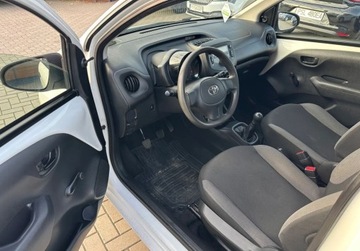 Toyota Aygo II Hatchback 5d 1.0 VVT-i 69KM 2014 Toyota Aygo 1,0 Benzyna 69 KM Salon PL GWARANCJA Zamiana Zarejestrowany, zdjęcie 5
