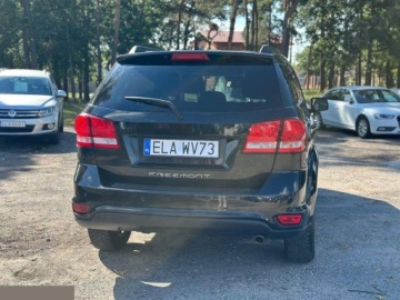 Fiat Freemont 2.0 Multijet II 16v 140KM 2012 Fiat Freemont 2.0 Multijet 16V DPF My 140KM 2012r, zdjęcie 9