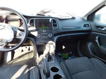 MEGANE IV УСТАНОВКА ПОД ПАНЕЛИ НАВИГАЦИИ БЕНЗИНОВЫЙ