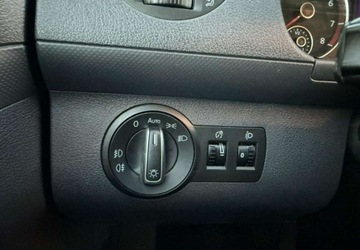 Volkswagen Caddy III Kombi Facelifting 2.0 EcoFuel 109KM 2014 Volkswagen Caddy 2.0 MPI 109 KM MAXI 7 osobowy 2.0 Benzyna 109KM, zdjęcie 21