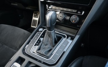 Volkswagen Arteon Fastback 2.0 TSI 190KM 2020 Volkswagen Arteon 2,0 TSI 190 KM R-LINE DSG Nawigacja Kamera Virtual Tacho, zdjęcie 15