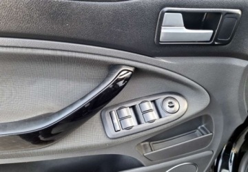 Ford Kuga I 2.0 Duratorq TDCi 140KM 2012 Ford Kuga 2,0 TDCI 140KM 4X4 Panorama Serwis Oplacony 2.0 Diesel 140KM, zdjęcie 18