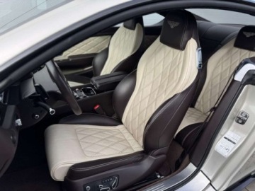 Bentley 2015 Bentley Continental GT 4.0 Benzyna 527KM, zdjęcie 9