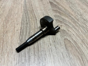 КОЛЕНВАЛ STIGA 8000