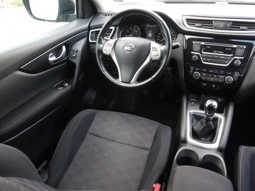 Nissan Qashqai II Crossover 1.2 DIG-T 115KM 2015 Nissan Qashqai 1.2 DIG-T, Salon Polska, Klima, zdjęcie 6