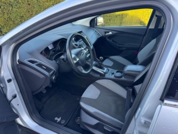 Ford Focus III Kombi 1.0 EcoBoost 100KM 2012 Ford Focus 1.0 Benz Zadbany Nowy rozrzad Benzyna 100KM, zdjęcie 9