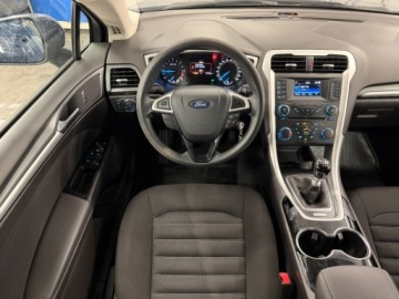 Ford Mondeo V Sedan 2.0 TDCi 150KM 2016 Ford Mondeo duze rodzinne przestronne bezwypadkowe auto z 2.0 Diesel 150KM, zdjęcie 25