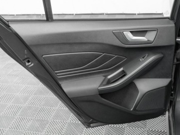 Ford Focus IV Kombi Facelifting 1.0 EcoBoost MHEV 125KM 2023 Ford Focus WD6523R#1.0 EcoBoost Titanium Podgrz.f, zdjęcie 19