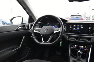 Volkswagen Taigo 1.0 TSI 110KM 2022 Volkswagen Taigo SalonPL 110KM TSI DSG Life APPconnect Pakiety Pod.Fotel D, zdjęcie 10