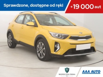Kia Stonic I Crossover 1.0 T-GDI 120KM 2020 Kia Stonic 1.0 T-GDI MHEV, Salon Polska