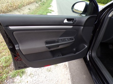 Volkswagen Jetta V 1.6 FSI 115KM 2006 VOLKSWAGEN JETTA 1.6 BENZ ZAMIANA Z NIEMIEC, zdjęcie 10