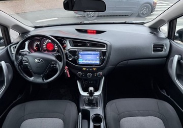 Kia Ceed II Hatchback 5d Facelifting 1.4 DOHC 100KM 2018 Kia Ceed 1.4i NAVI Kamera 78.000 km 1.4 Benzyna 100KM, zdjęcie 6