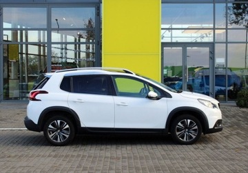 Peugeot 2008 I SUV Facelifting 1.2 PureTech 130KM 2018 Peugeot 2008 1.2 130 KM Allure MirrorScreen Czujniki Navi Panorama Salon PL, zdjęcie 4