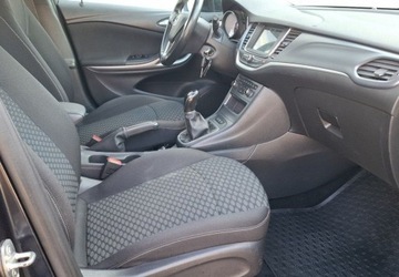 Opel Astra J GTC 1.6 Turbo ECOTEC 200KM 2018 Opel Astra V 1.6 T GPF Enjoy SS 200KM 1.6 Benzyna 200KM, zdjęcie 22