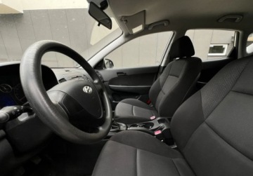 Hyundai i30 I Hatchback 1.4 109KM 2008 Hyundai i30 klima Isofix Warszawa 1.4 Benzyna 109KM, zdjęcie 8