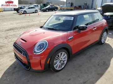 Mini Mini F56 2023 MINI Cooper S MINI COOPER S, 2023r., 2.0L 2.0 Benzyna 189KM