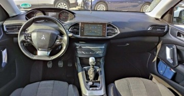 Peugeot 2018 Peugeot 308 LIFT 1.2i 131kM Full Led Kamera Navi Panorama Blis Keyless GWA, zdjęcie 4