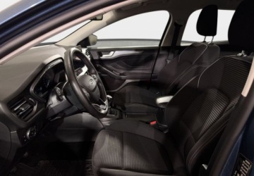 Ford Focus IV Kombi Facelifting 1.0 EcoBoost 125KM 2023 Ford Focus VAT 23 Tourer Titanium 1.0EB 125KM M6 2023 r., salon PL I wlasc, zdjęcie 11