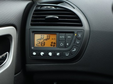 Citroen C4 Picasso I 1.6 HDi FAP 112KM 2013 Citroen C4 Picasso 1.6 HDi, Automat, Navi, Klima, zdjęcie 12