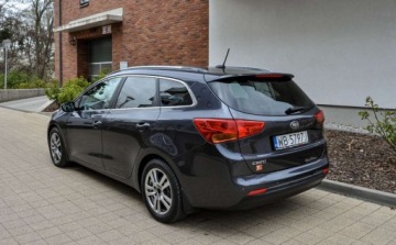 Kia Ceed II Kombi 1.6 GDI 135KM 2014 Kia Ceed Salon PL 1 wlasciciel Bezwypadkowy 2014 r. VAT 23 1.6 Benzyna, zdjęcie 2
