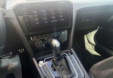 Volkswagen Arteon Fastback 2.0 TDI 190KM 2019 Volkswagen Arteon 2.0 TDI 190KM DSG 4MOTION 4x4 R-Line Salon PL Kamery 360, zdjęcie 23
