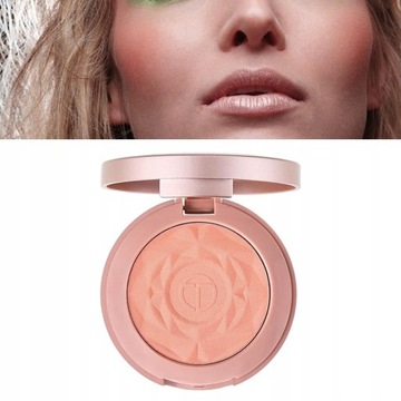 Румяна для лица с помощью кисточки. Легкие, водостойкие.