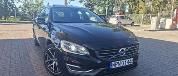Volvo V60 I Kombi Facelifting 2.0 D4 DRIVE-E 181KM 2014 Volvo V60 Volvo V60 D4 Geartronic Ocean Race 2.0 Diesel 181KM