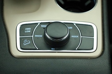 Jeep Grand Cherokee IV Terenowy Facelifting 3.0 V6 CRD 250KM 2014 Jeep Grand Cherokee 3.0 CRD, Salon Polska, zdjęcie 17