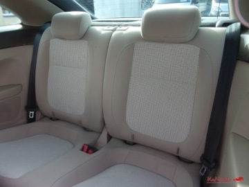 Volkswagen Beetle Hatchback 3d 1.2 TSI 105KM 2014 Volkswagen Beetle Automat 1,2 b zarejestrowany w PL 1.2 Benzyna 105KM, zdjęcie 22