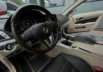 Mercedes Klasa E W212 Coupe Facelifting 200 184KM 2013 Mercedes-Benz Klasa E E200 NAVI manual 184KM zarejestrowany SKORA, zdjęcie 17