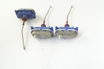 Siłownik tylnej klapy Audi 80 B4 sedan 8A5862153