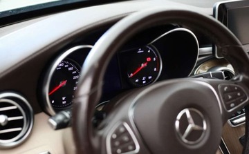Mercedes Klasa C W205 Kombi 200 BlueTEC 136KM 2017 Mercedes-Benz Klasa C C180 1.6 D 136 KM Ideal Bezwypadkowy 2017r Warszawa, zdjęcie 18