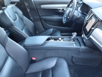Volvo V90 II Kombi 2.0 D3 150KM 2018 Volvo V90 D3, Automat, Skóra, Navi, Klima, zdjęcie 8
